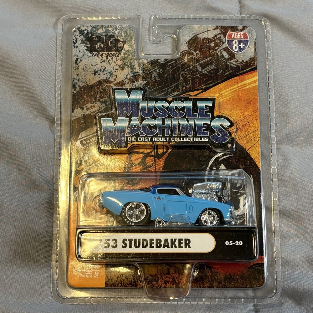 Muscle Machines - 1953 Studebaker Coupe '53 Studebaker - 1/64 Diecast - New